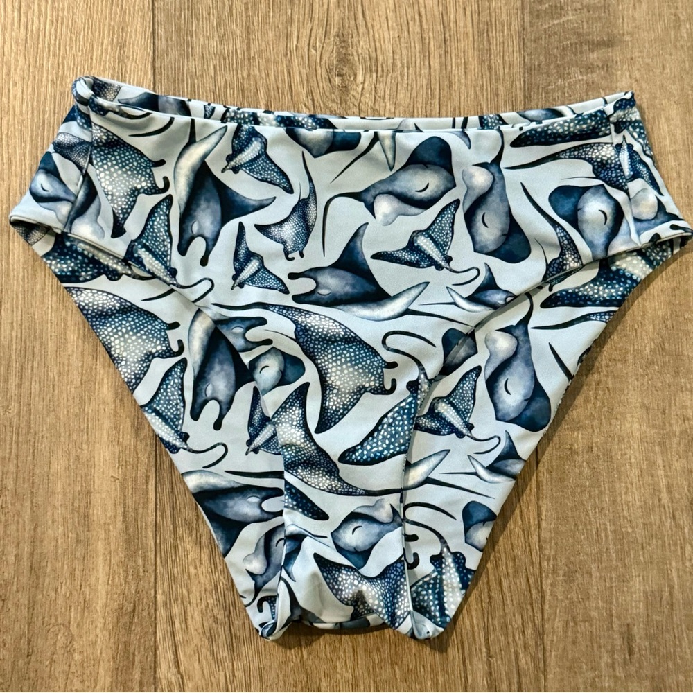 Fused Hawaii- Haleakala Mid Rise Bikini Bottom - Maroon